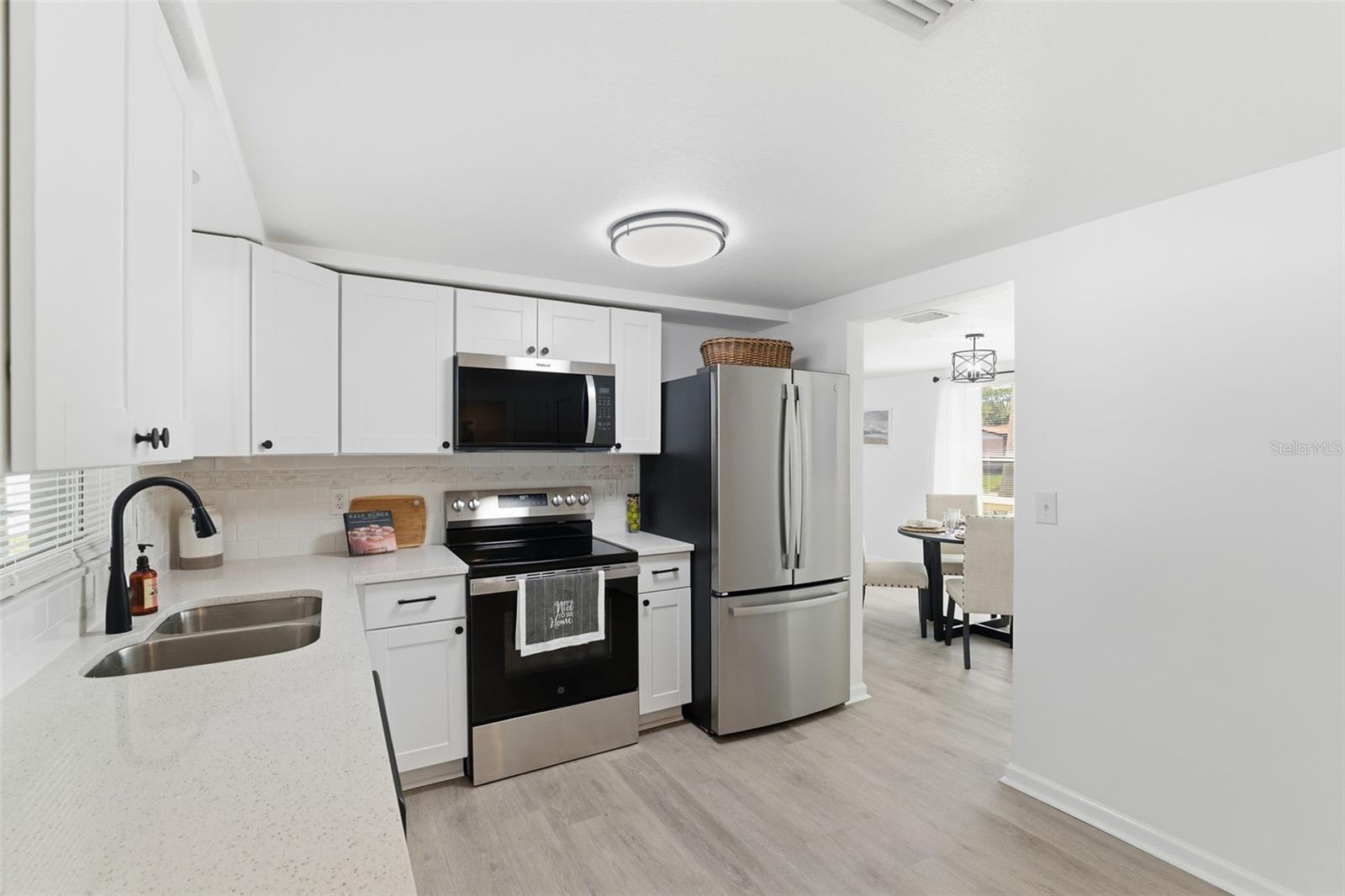 ALOHA GARDENS - Residential