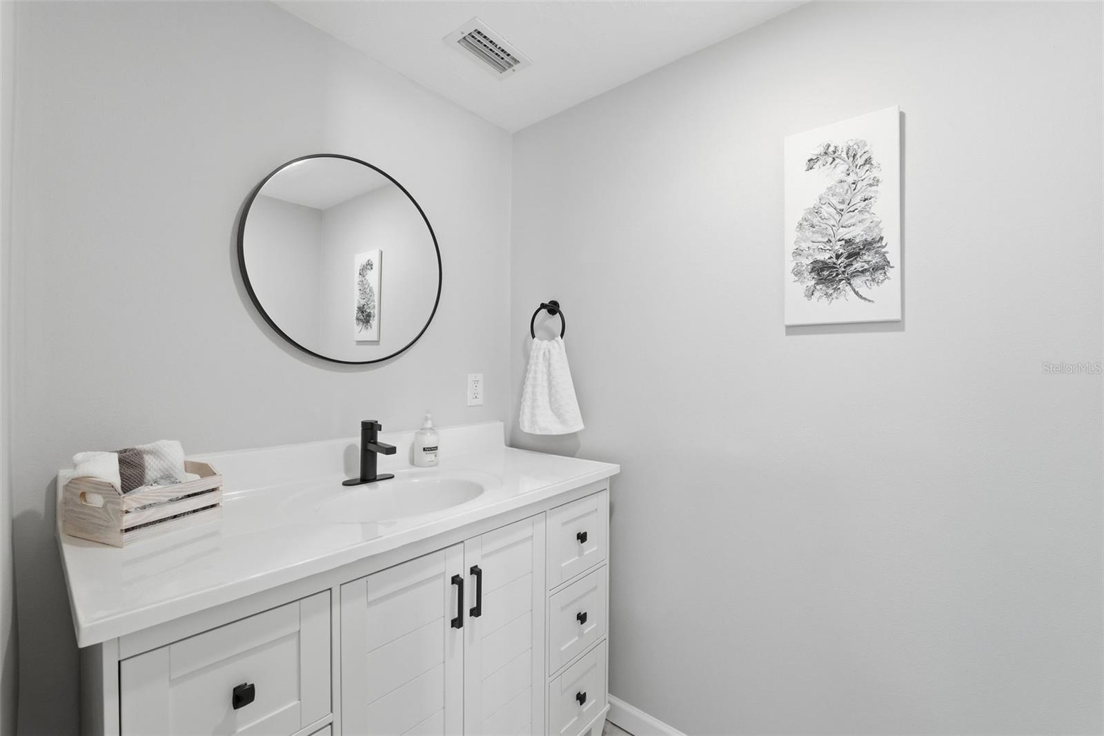 ALOHA GARDENS - Residential