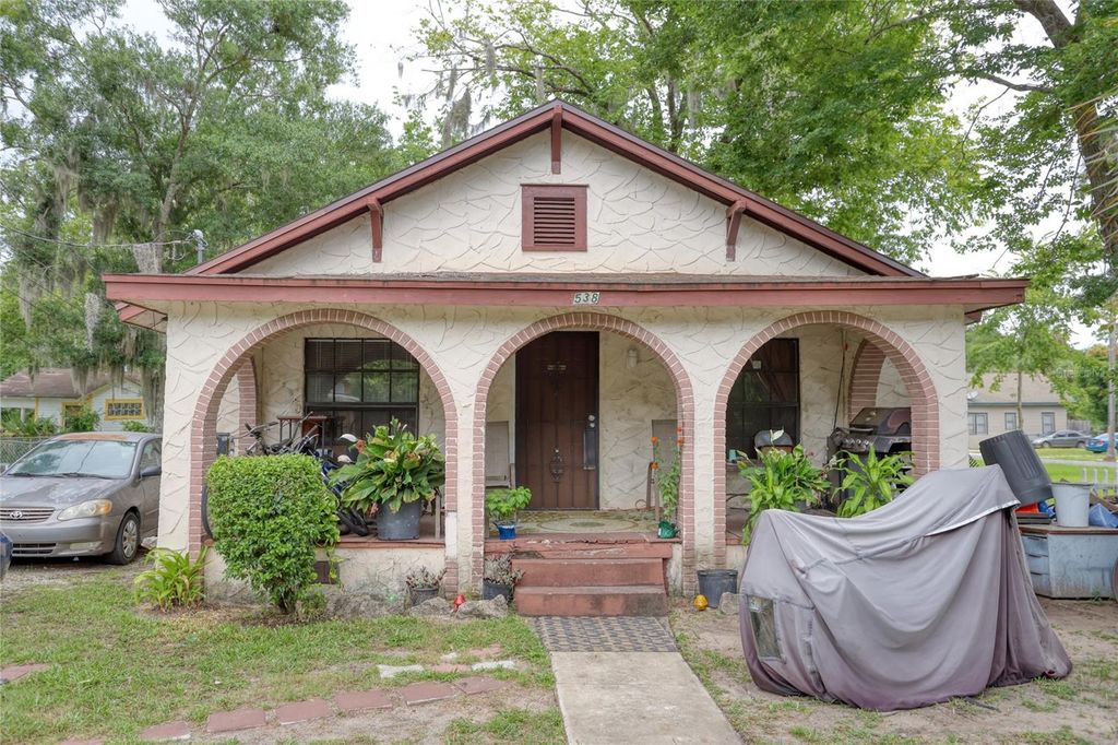 Photo of 538 Loomis Avenue, Daytona Beach, FL 32114 (MLS # O6375014)