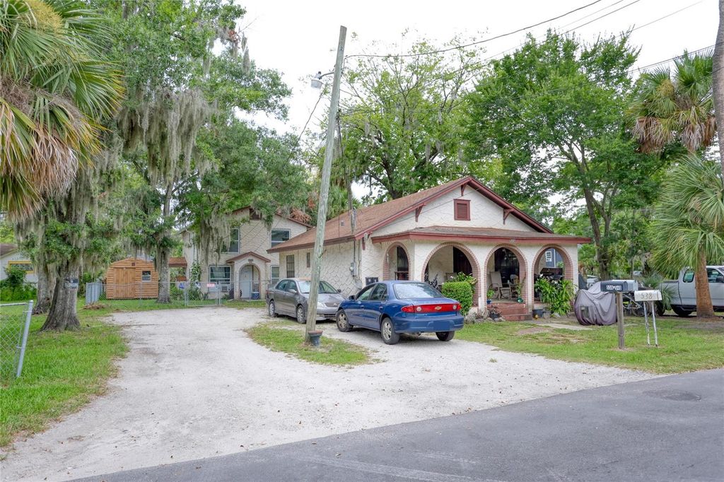 Photo of 538 Loomis Avenue, Daytona Beach, FL 32114 (MLS # O6375014)