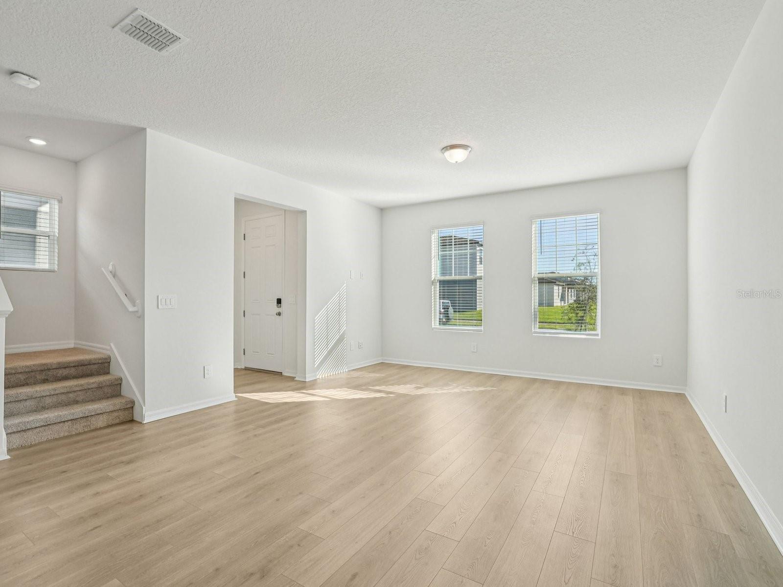 4685 CROSS PRAIRIE PARKWAY