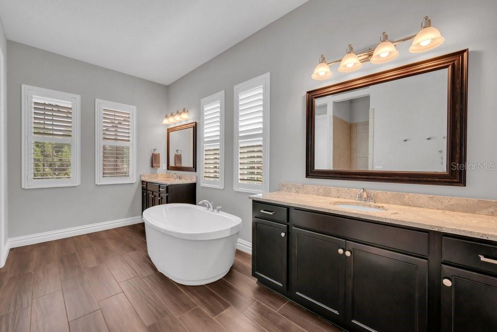 PRESERVE AT FISHHAWK RANCH PHA - Residential