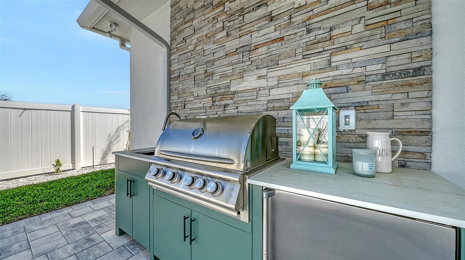 PALMA SOLA GRANDE - Residential