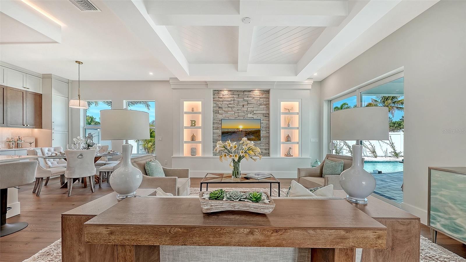 PALMA SOLA GRANDE - Residential