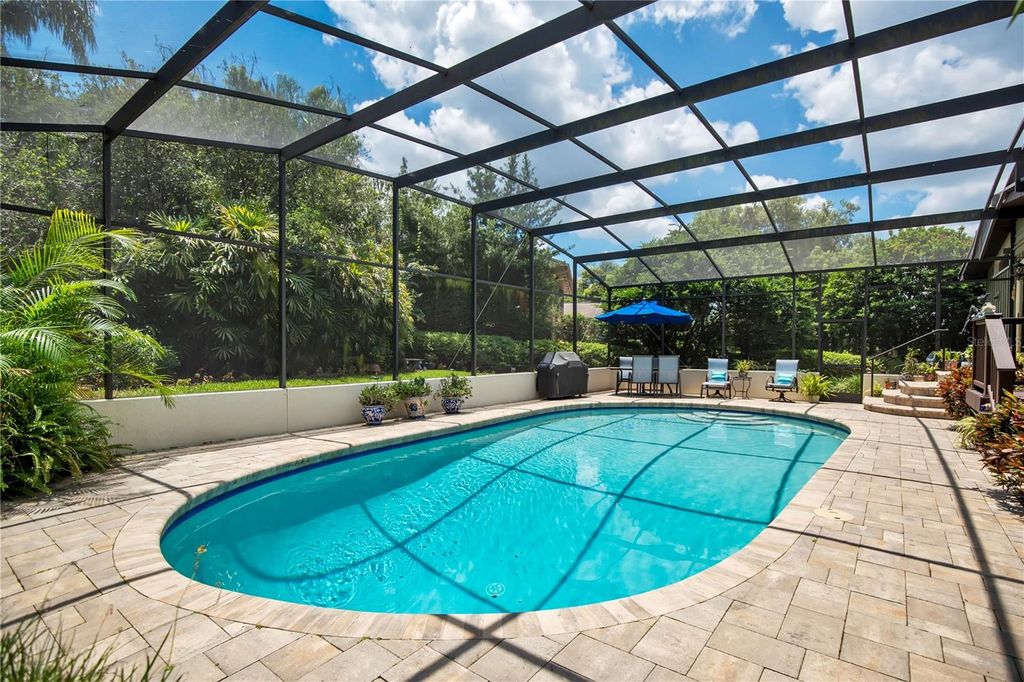 Photo of 800 Gatlin Avenue, Orlando, FL 32806 (MLS # O6424221)