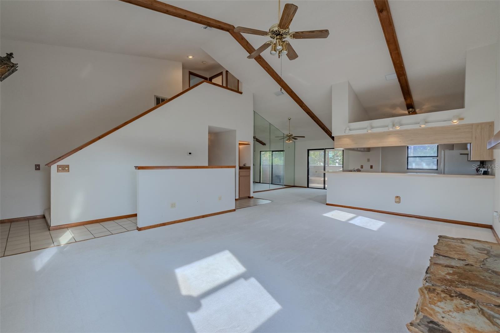 TIERRA VERDE - Residential