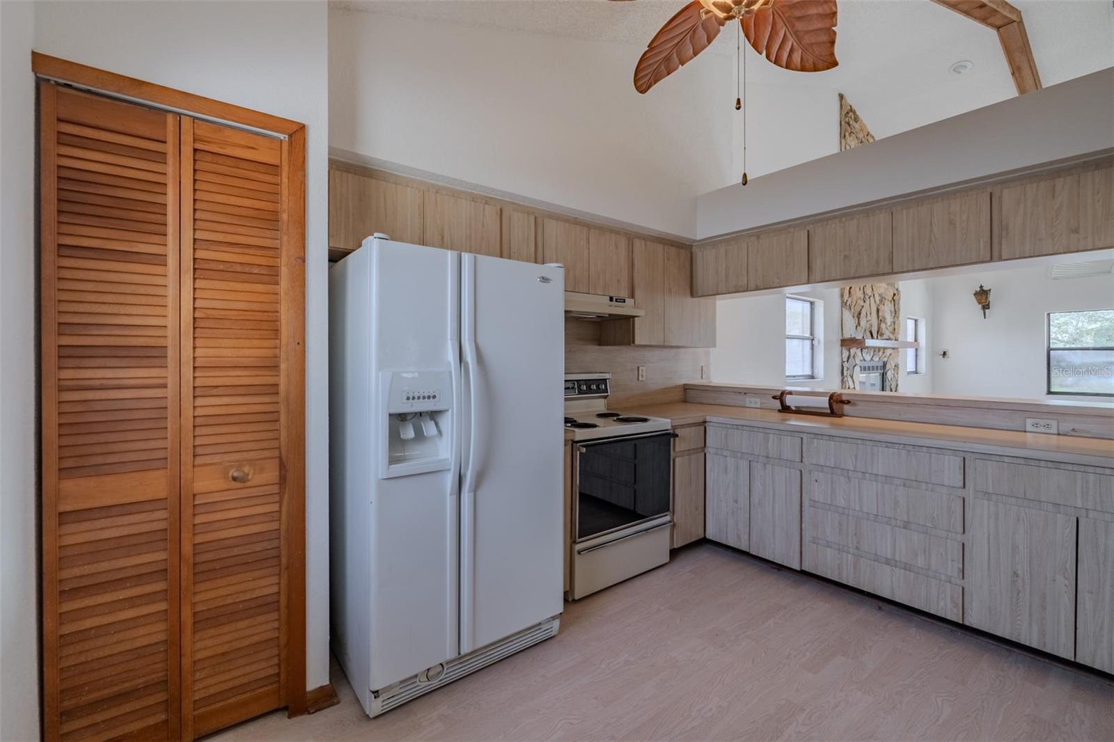 TIERRA VERDE - Residential