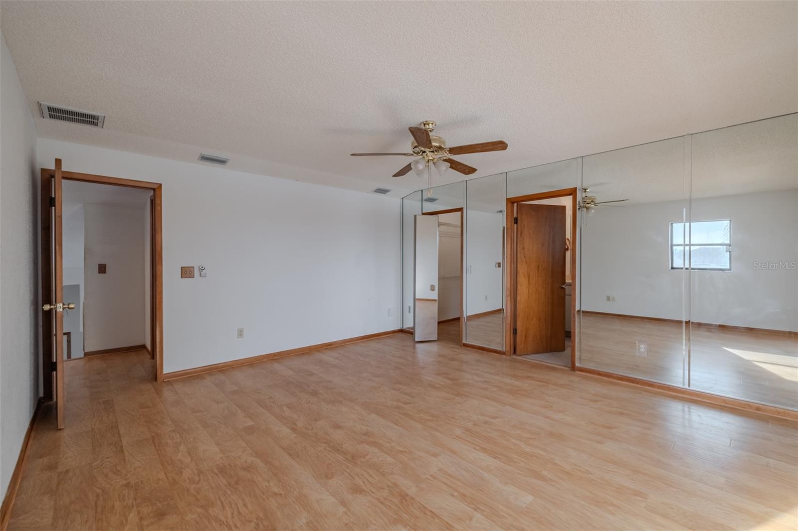 TIERRA VERDE - Residential