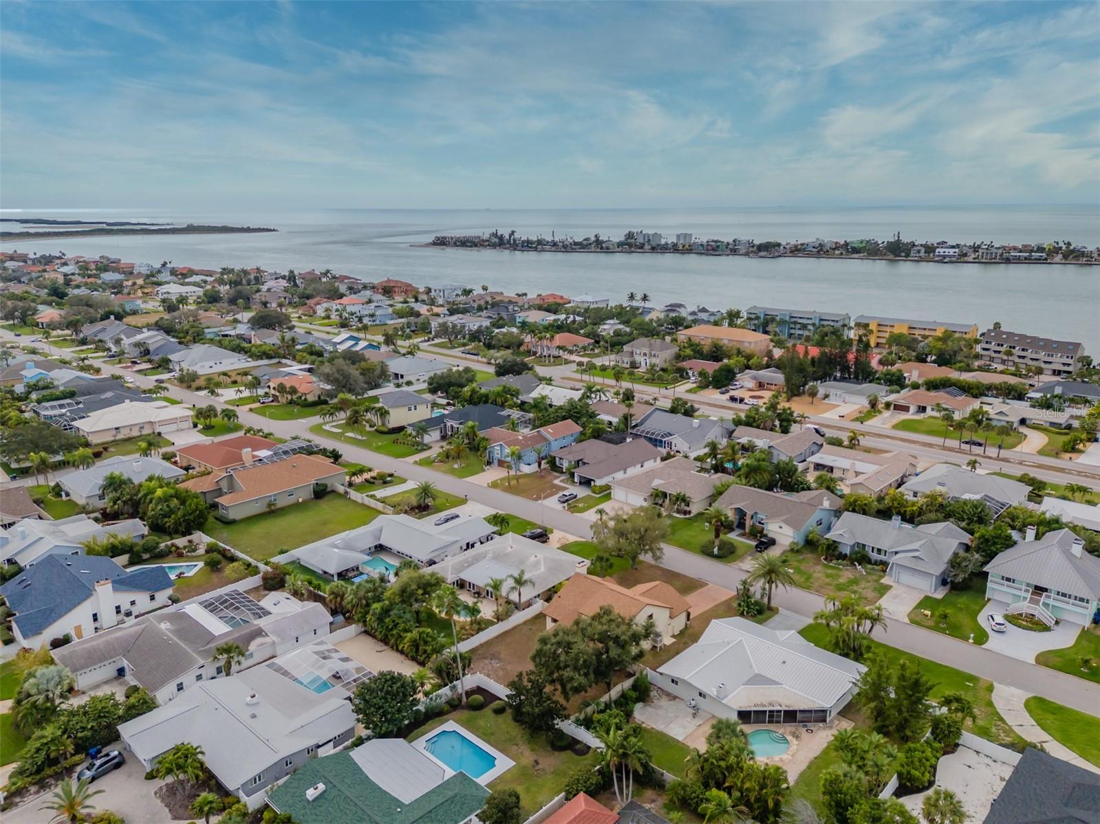 TIERRA VERDE - Residential