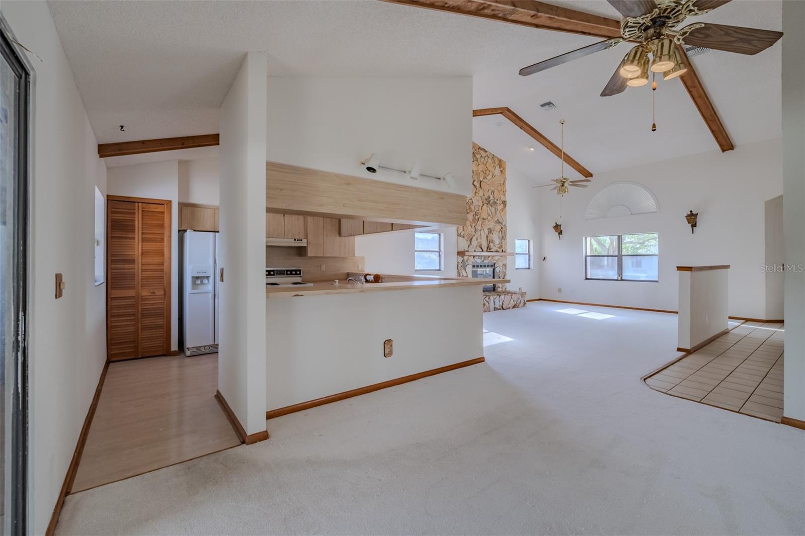 TIERRA VERDE - Residential