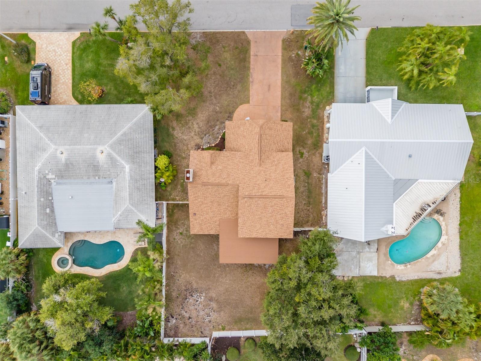 TIERRA VERDE - Residential