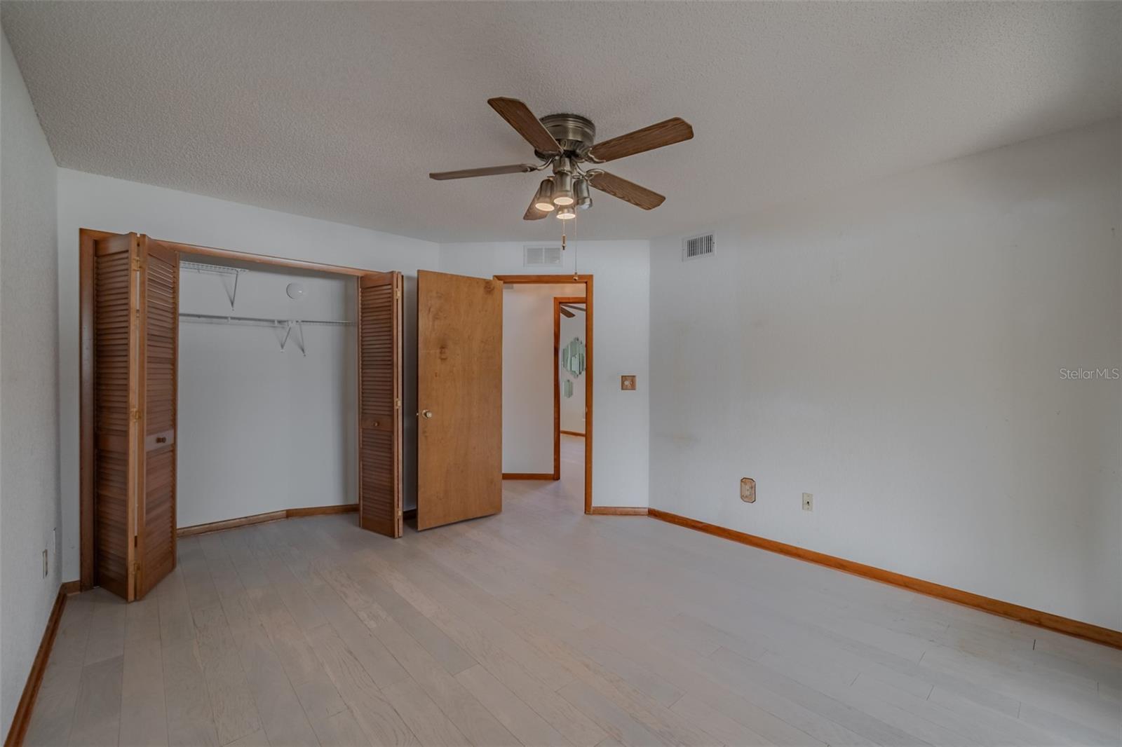 TIERRA VERDE - Residential