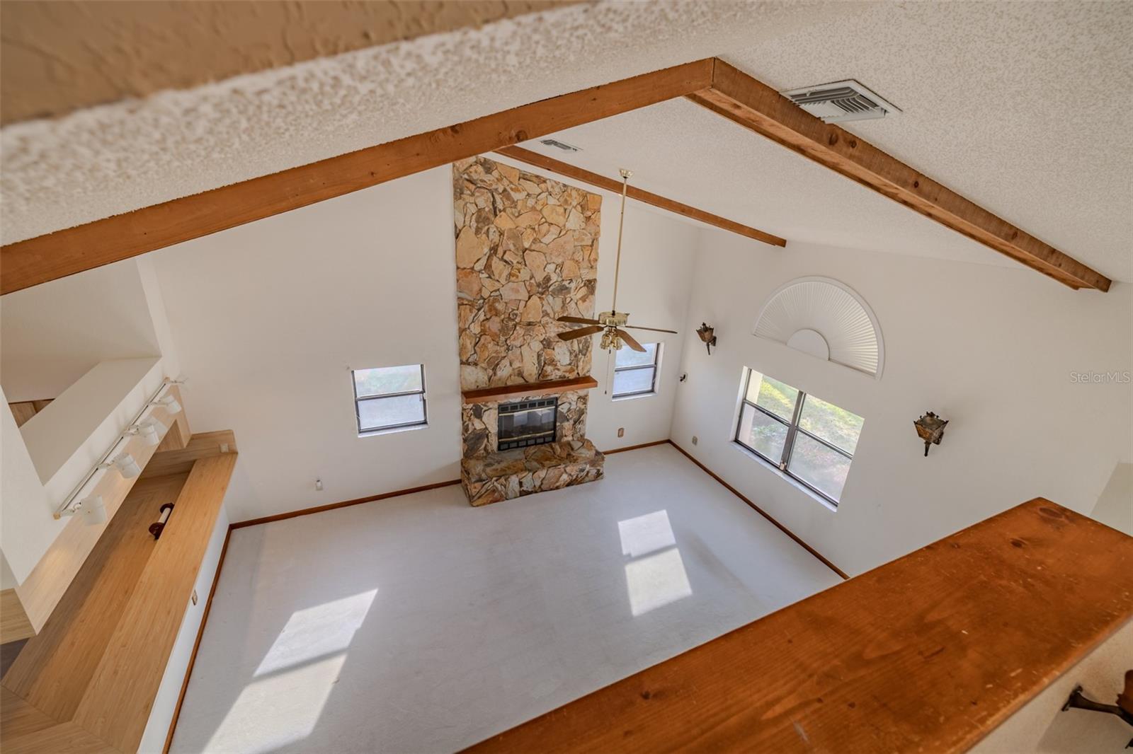 TIERRA VERDE - Residential