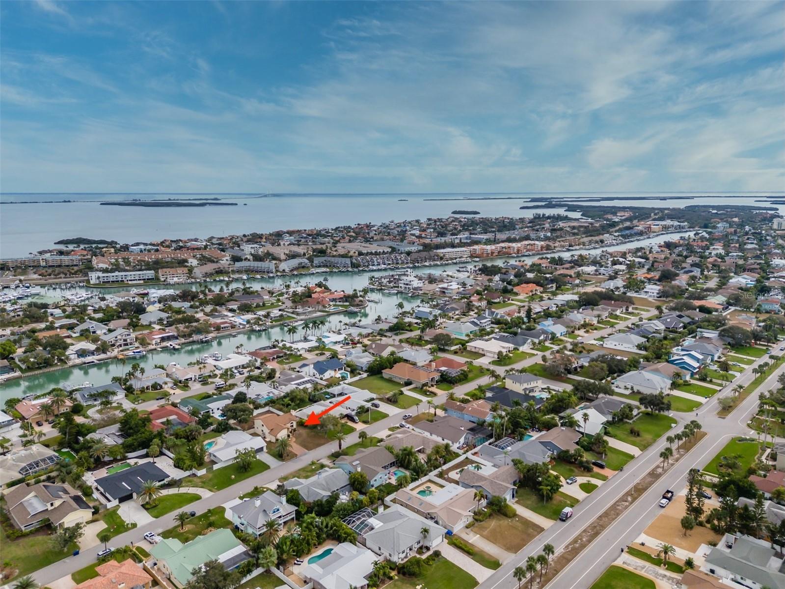 TIERRA VERDE - Residential