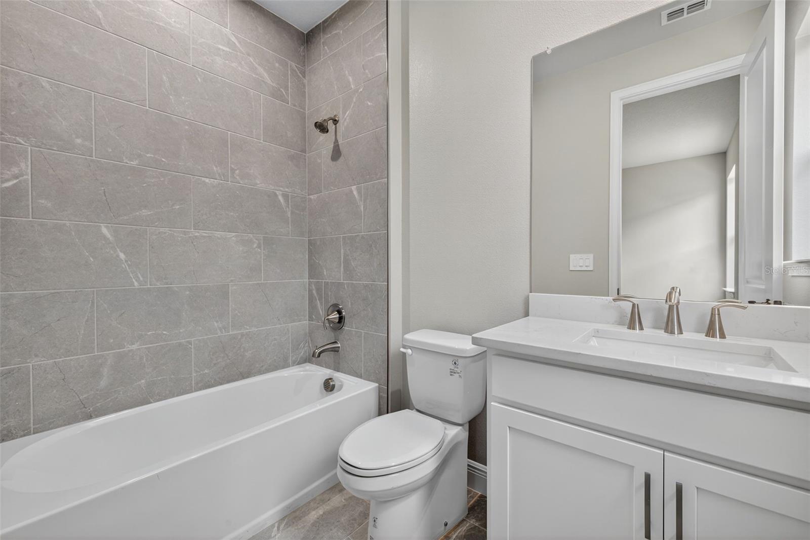 SUNSTONE LAKESIDE AT WELLEN PARK - Residential