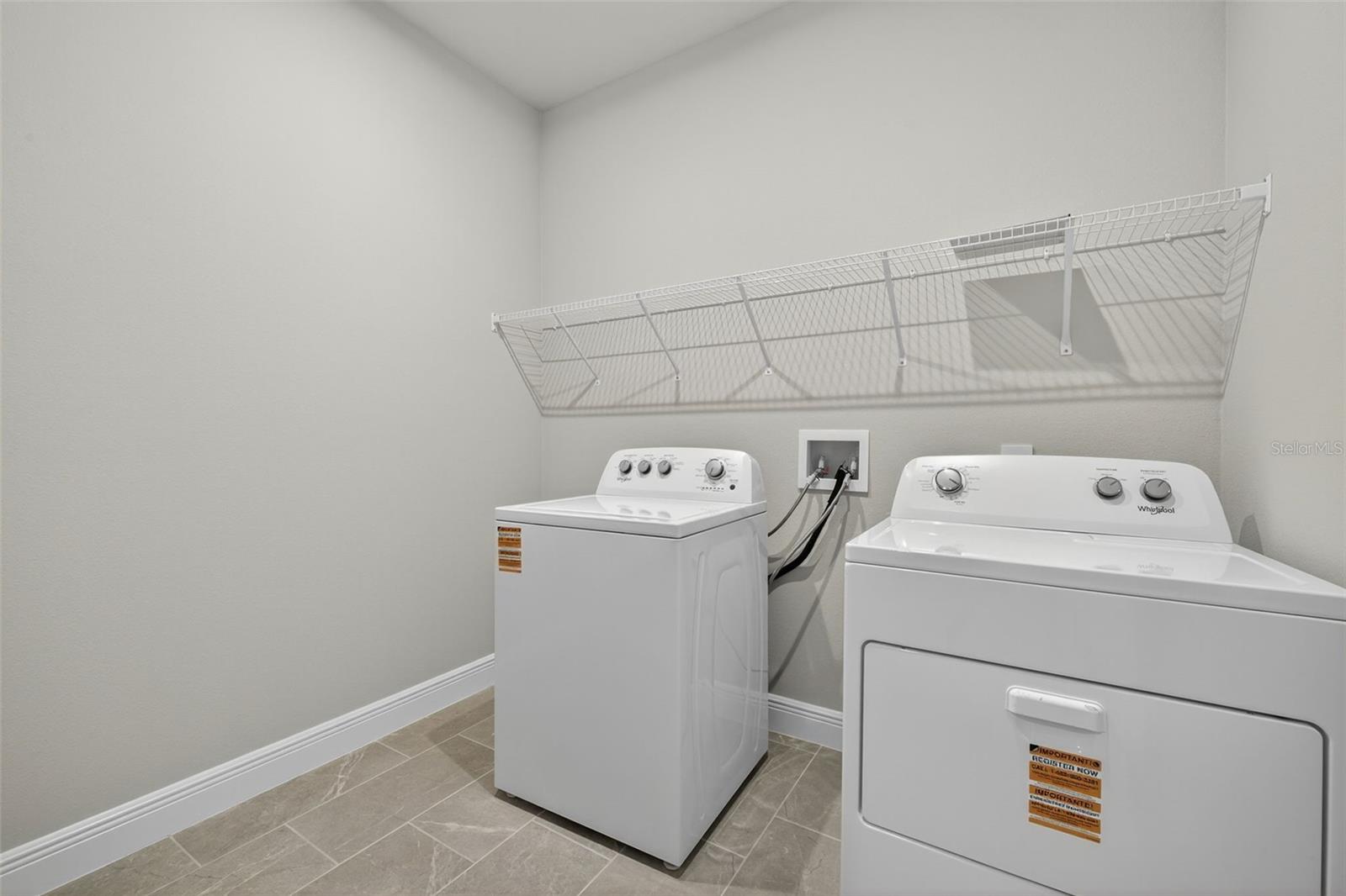 SUNSTONE LAKESIDE AT WELLEN PARK - Residential