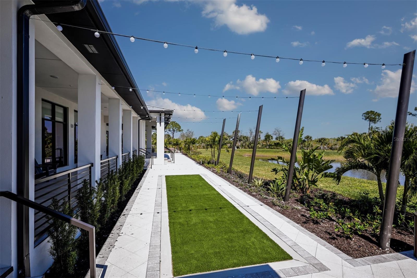 SUNSTONE LAKESIDE AT WELLEN PARK - Residential