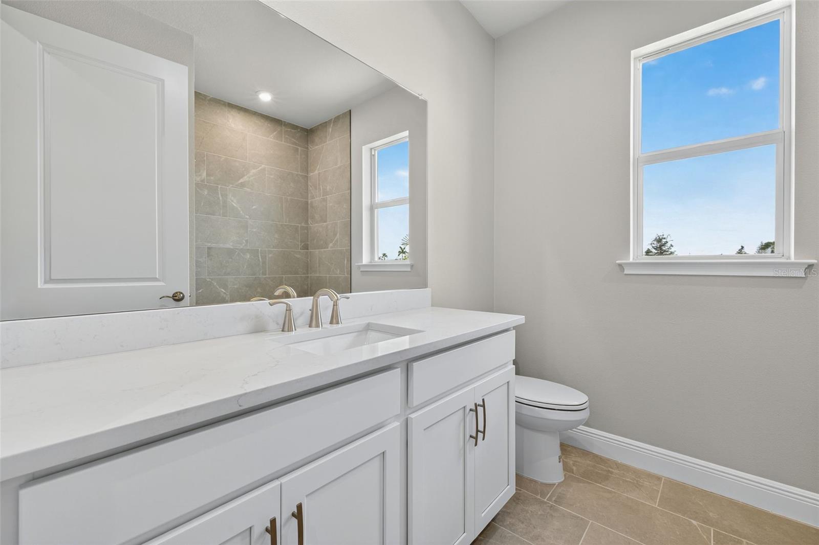 SUNSTONE LAKESIDE AT WELLEN PARK - Residential