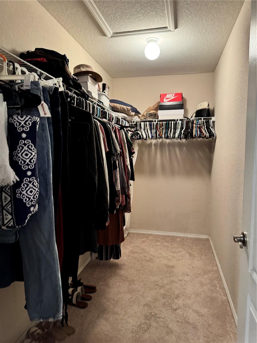 LAKERIDGE ESTATES - Residential