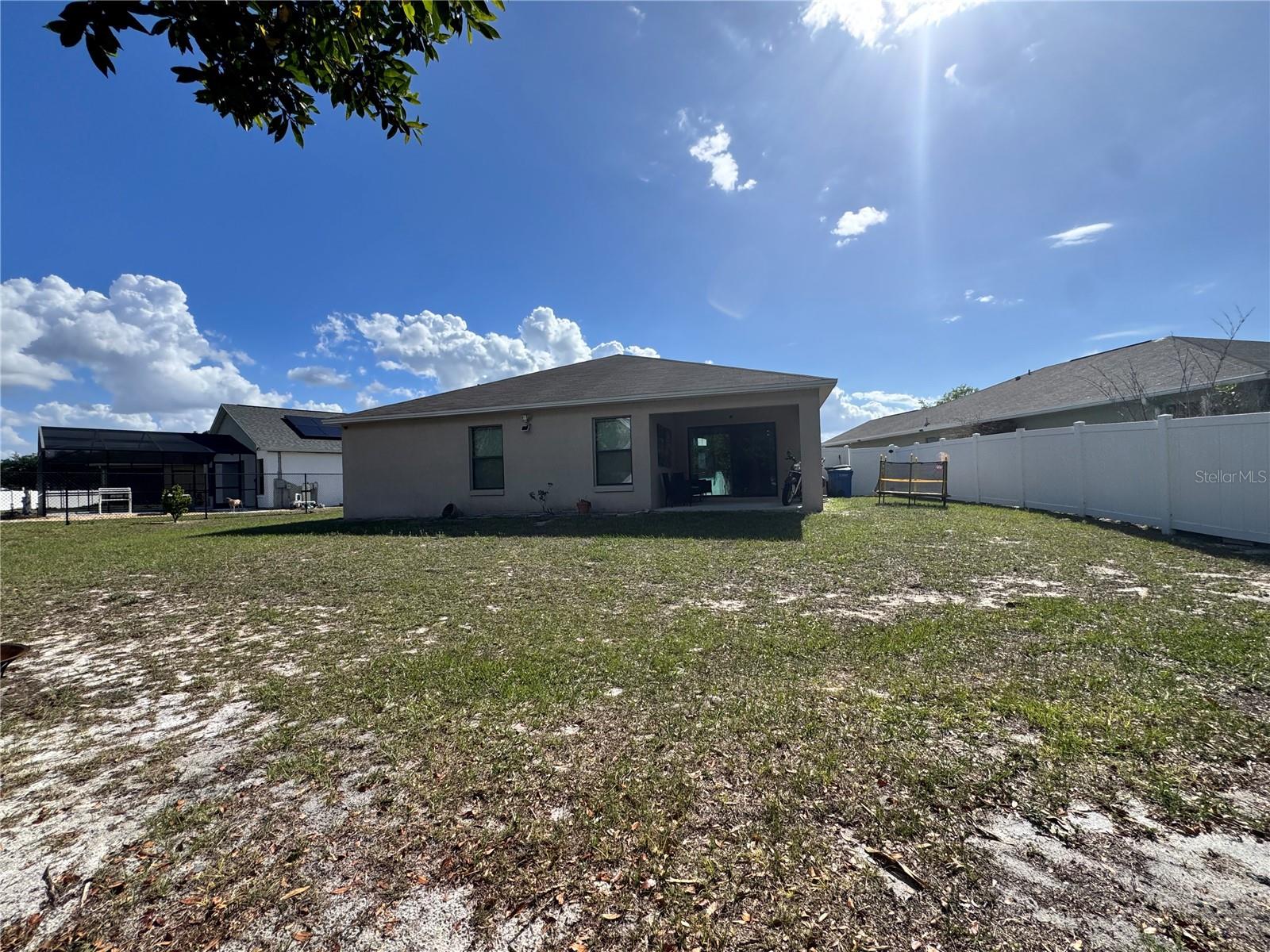 LAKERIDGE ESTATES - Residential