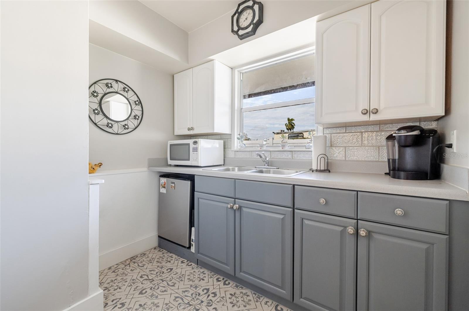 PINE RIDGE SUB - Commercial Sale