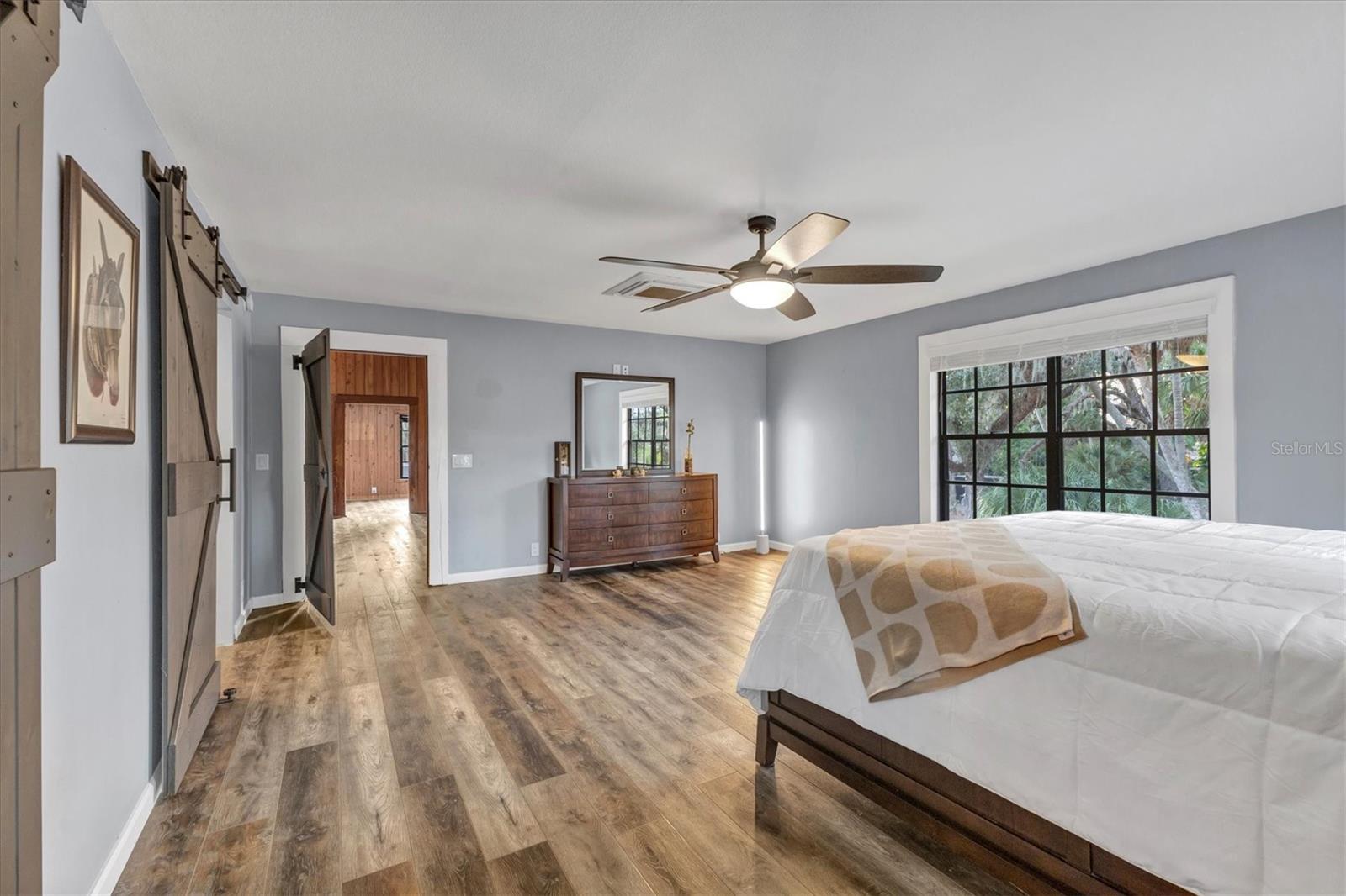 SHADOW OAKS - Residential