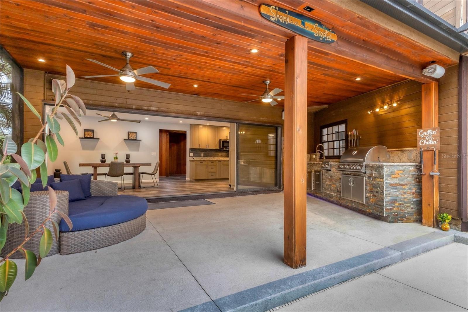 SHADOW OAKS - Residential