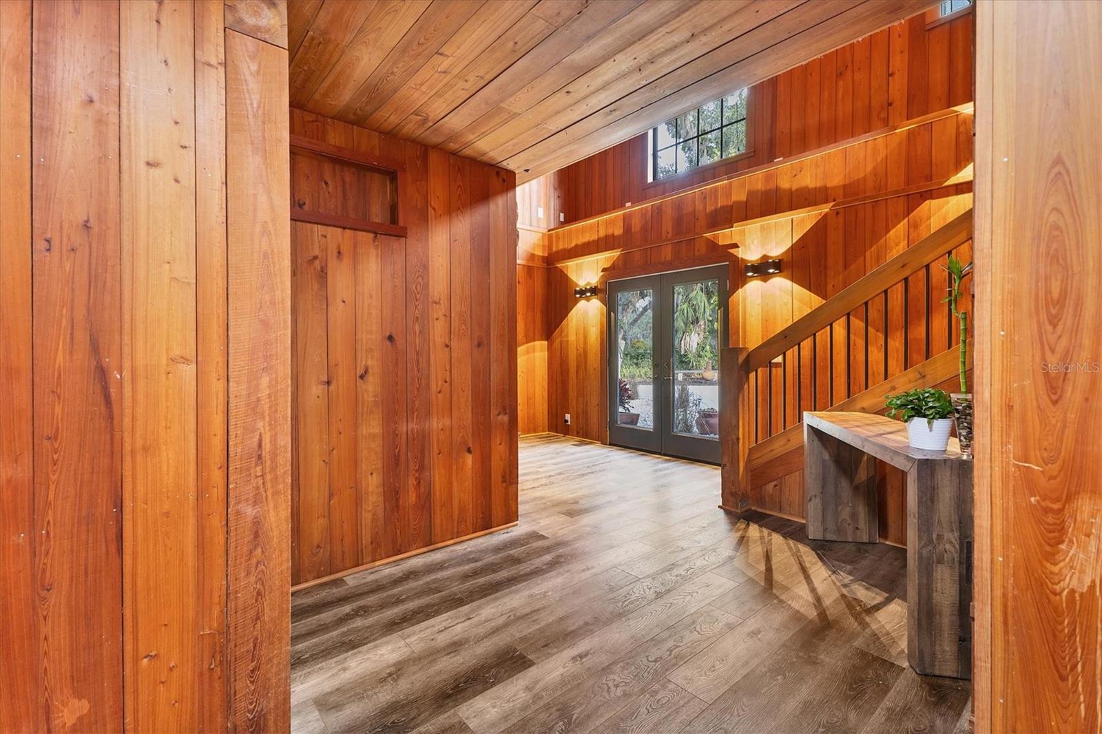 SHADOW OAKS - Residential