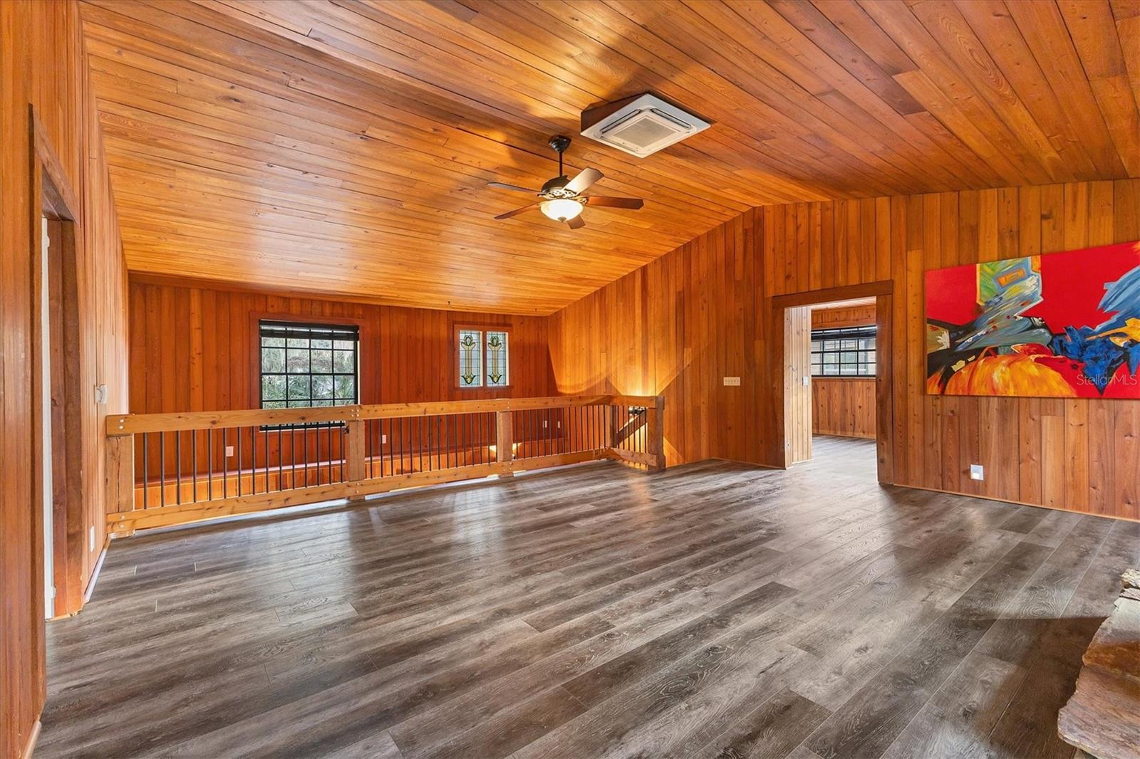 SHADOW OAKS - Residential