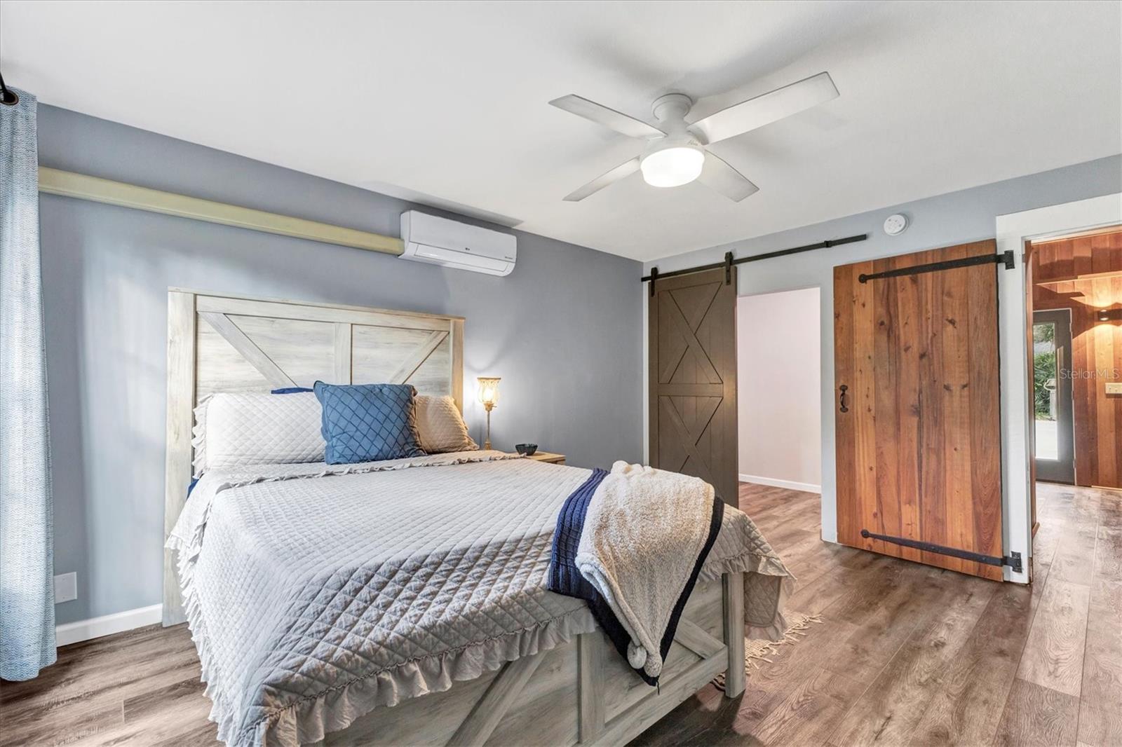 SHADOW OAKS - Residential