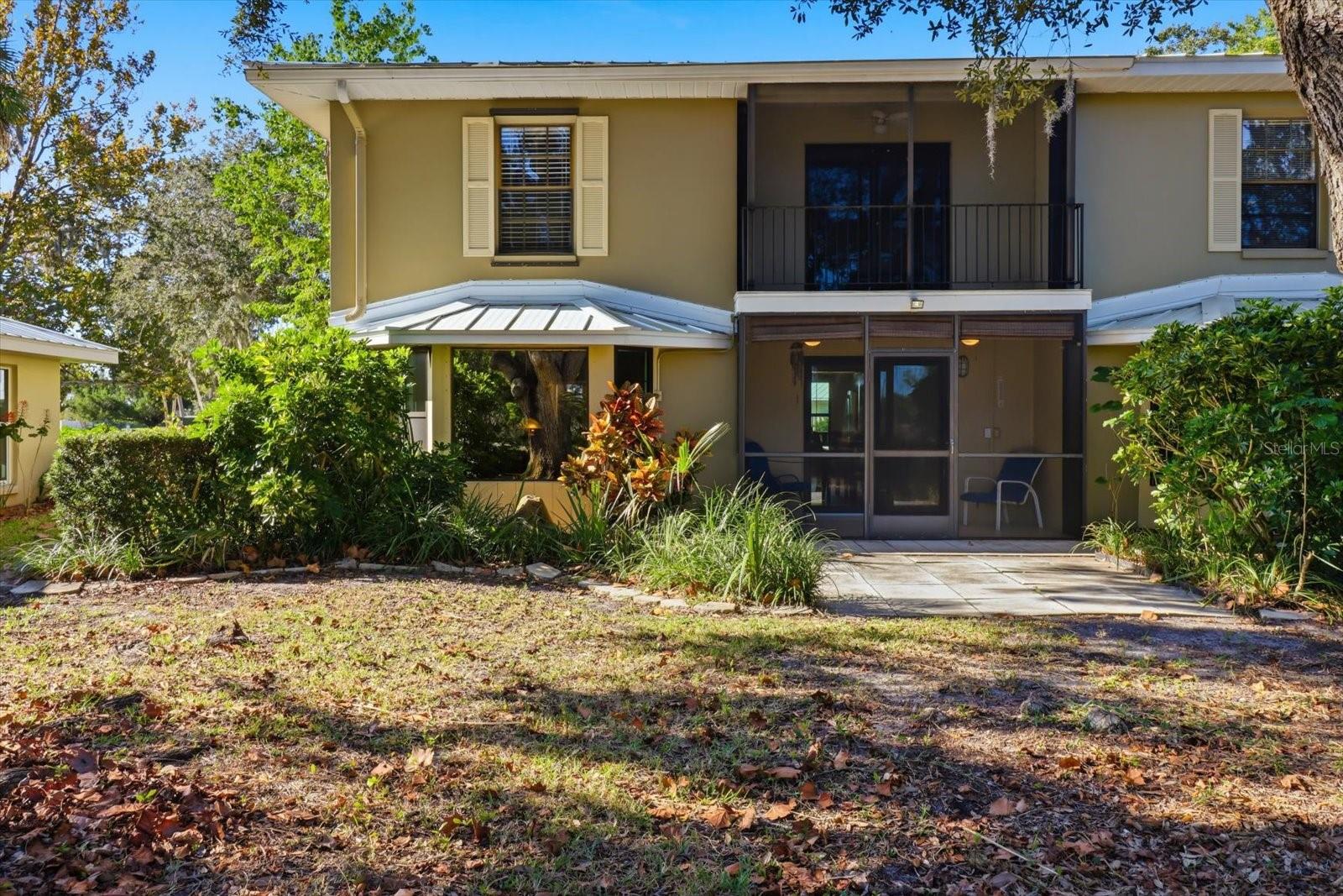 THE BAY VILLAS - Residential