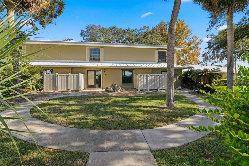 Photo of 11328 W Bayshore Drive, Crystal River, FL 34429 (MLS # OM723704)