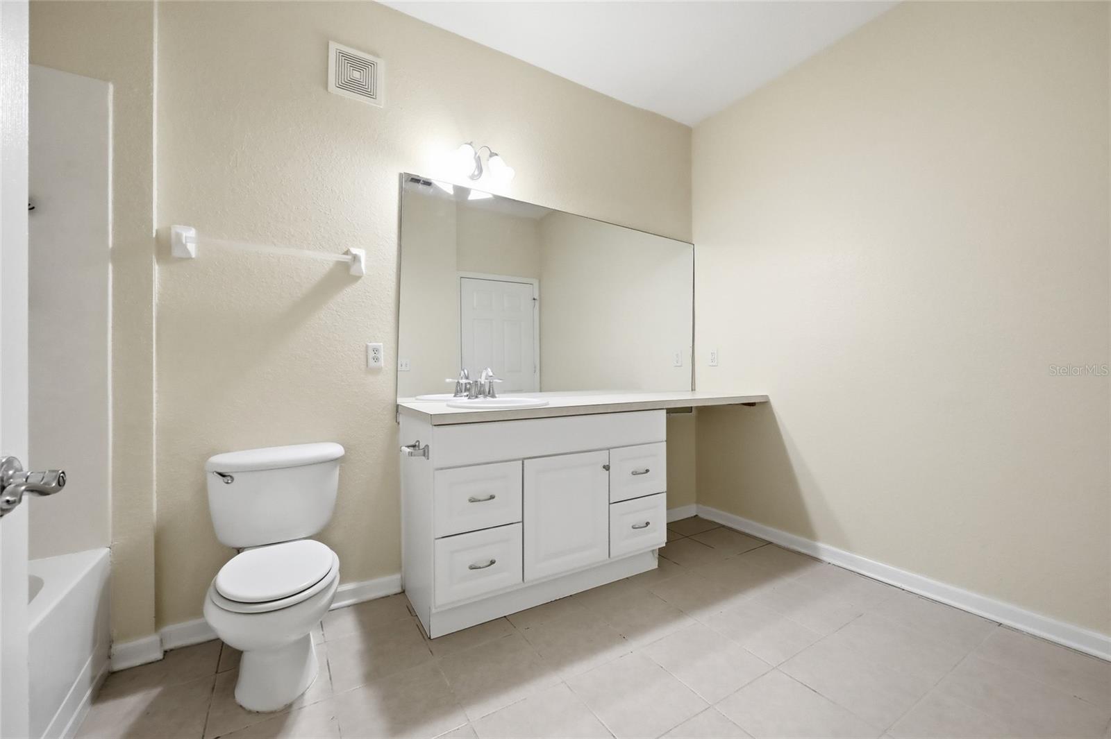 VENTURA/STONEBRIDGE COMMONS PH - Residential