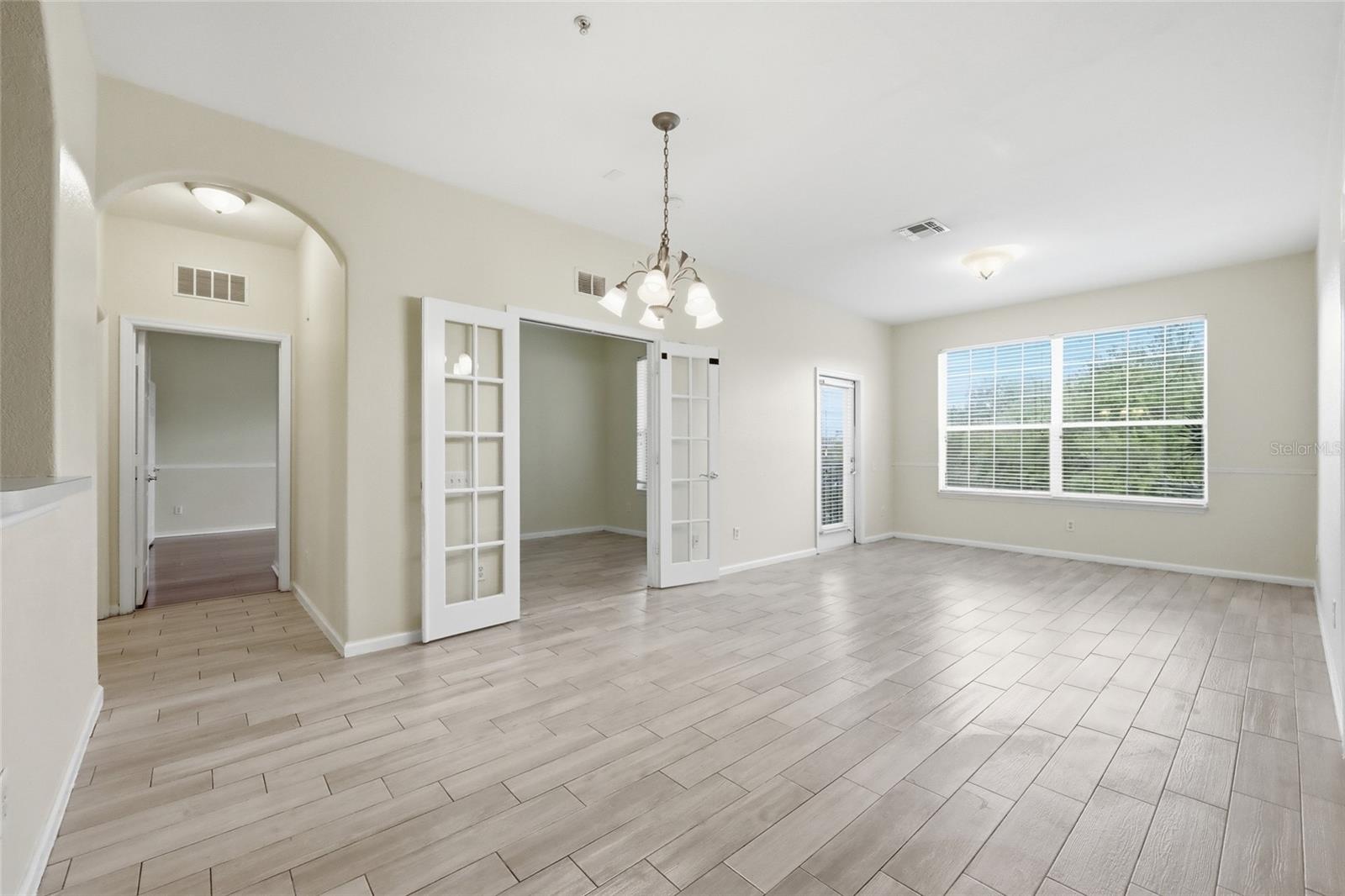 VENTURA/STONEBRIDGE COMMONS PH - Residential