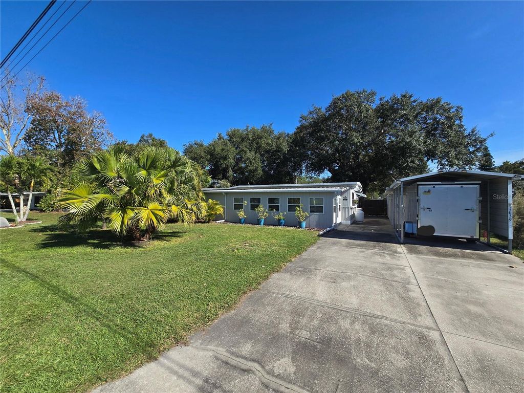 Photo of 1639 Flounder Street, Saint Cloud, FL 34771 (MLS # S5140090)