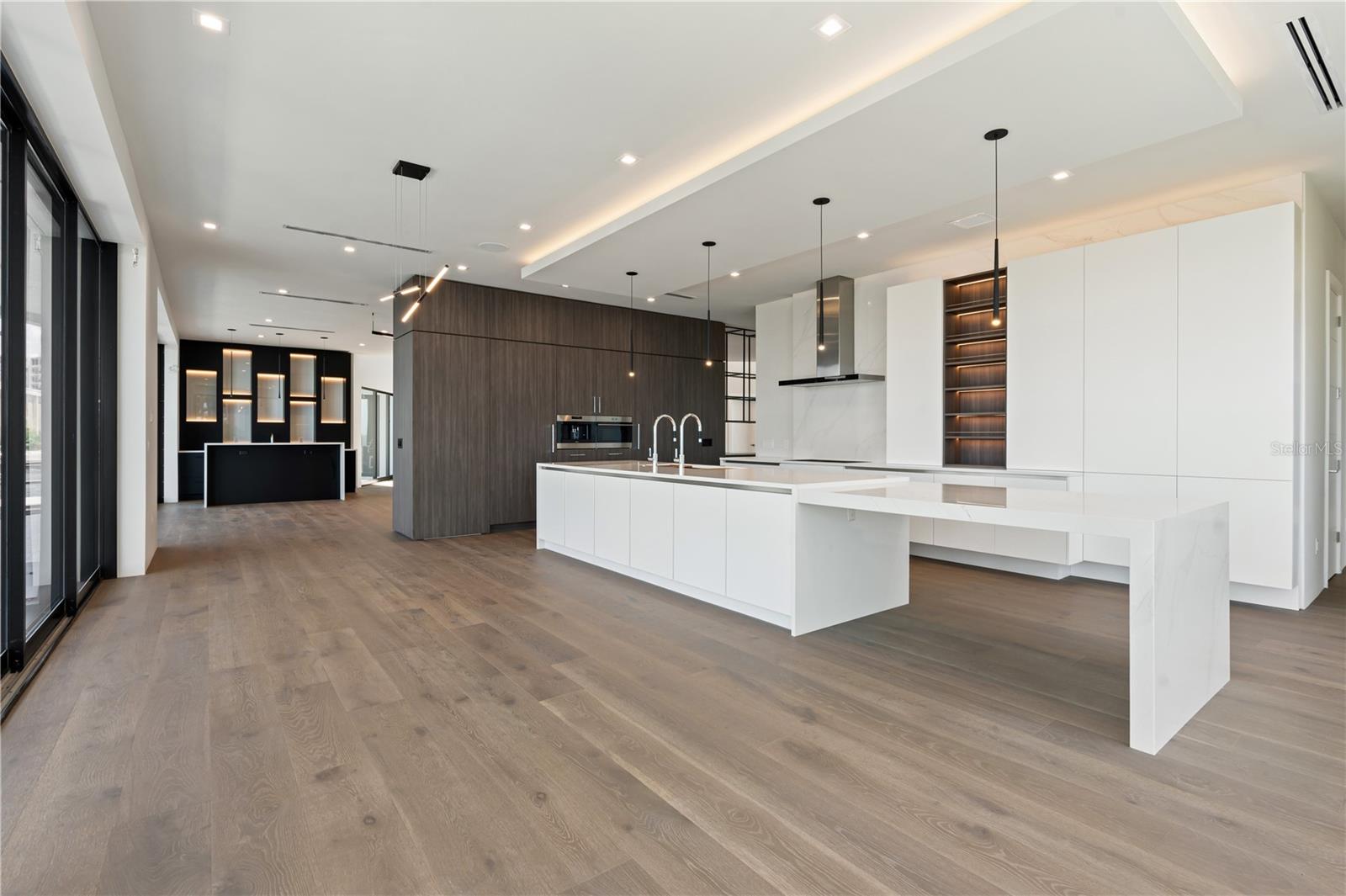 BAYSHORE ESTATES 4 - Residential