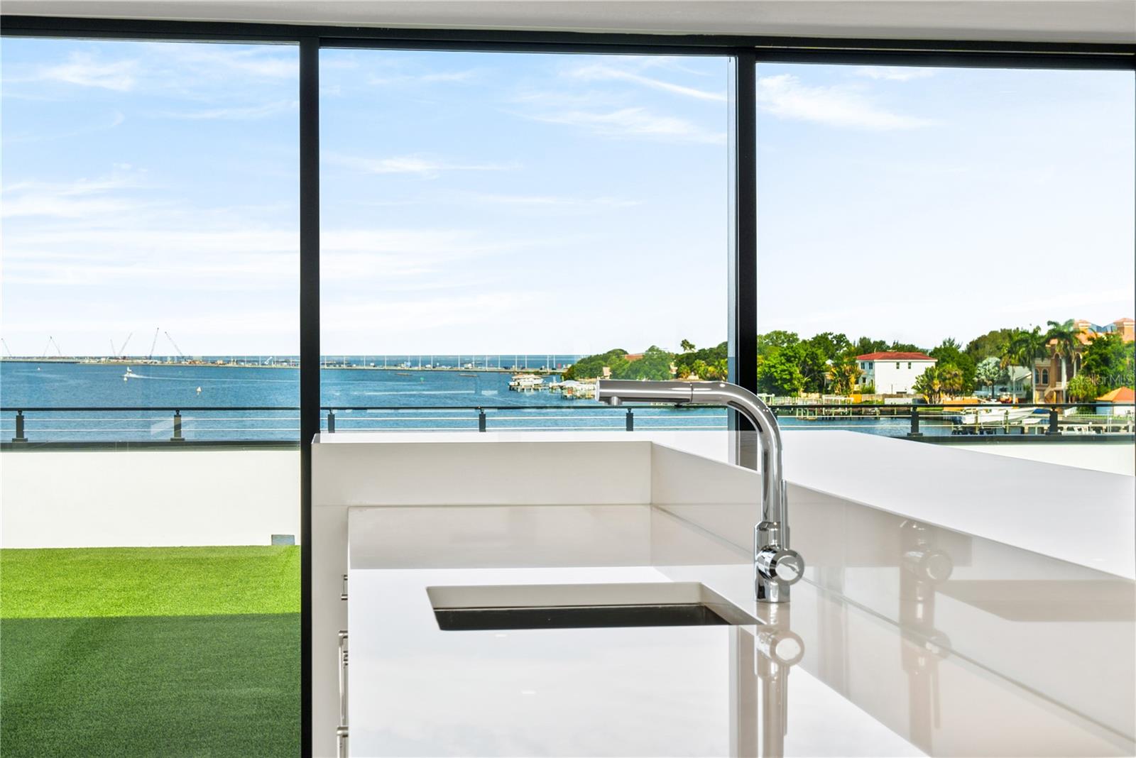 BAYSHORE ESTATES 4 - Residential