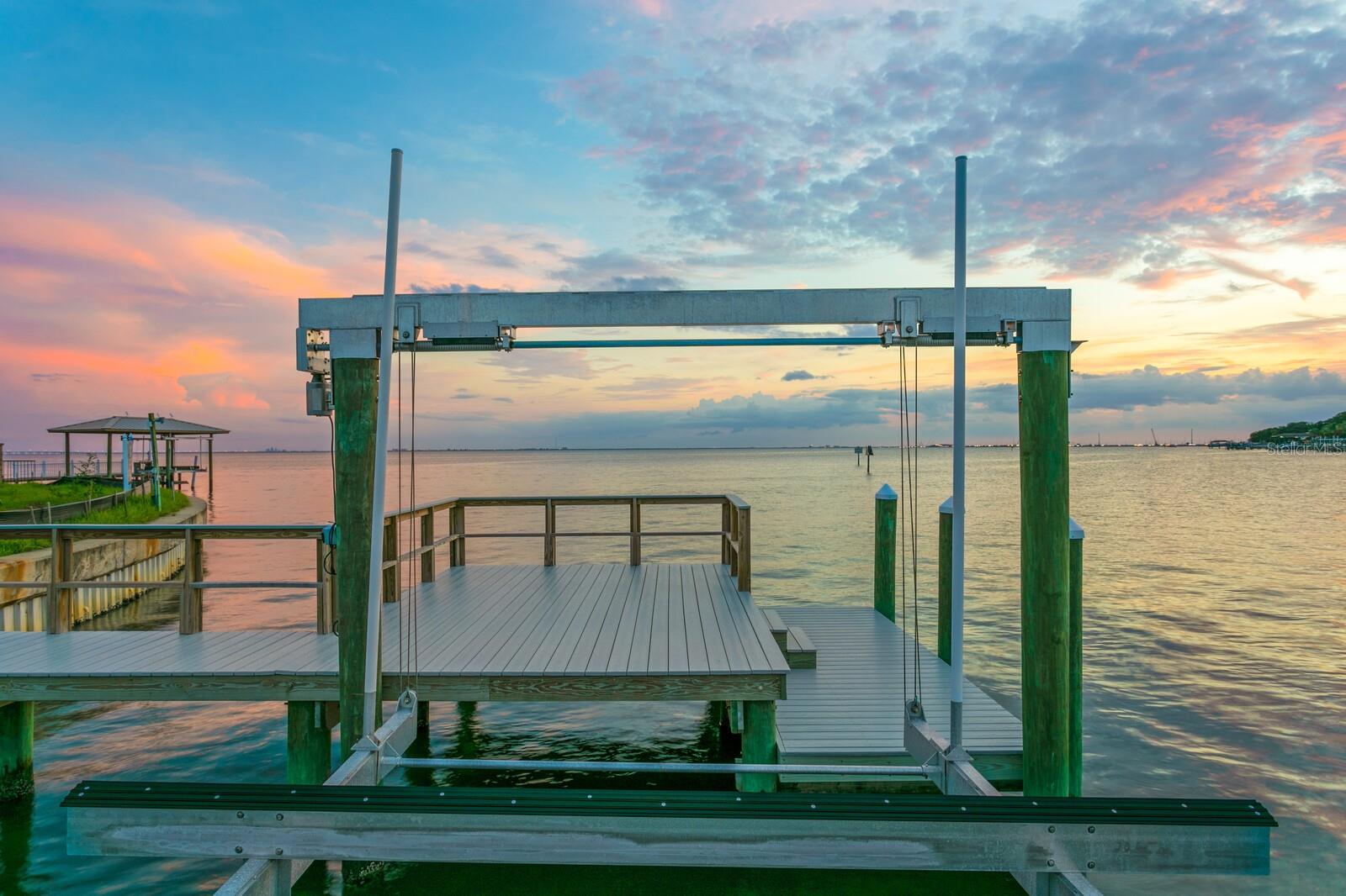 BAYSHORE ESTATES 4 - Residential