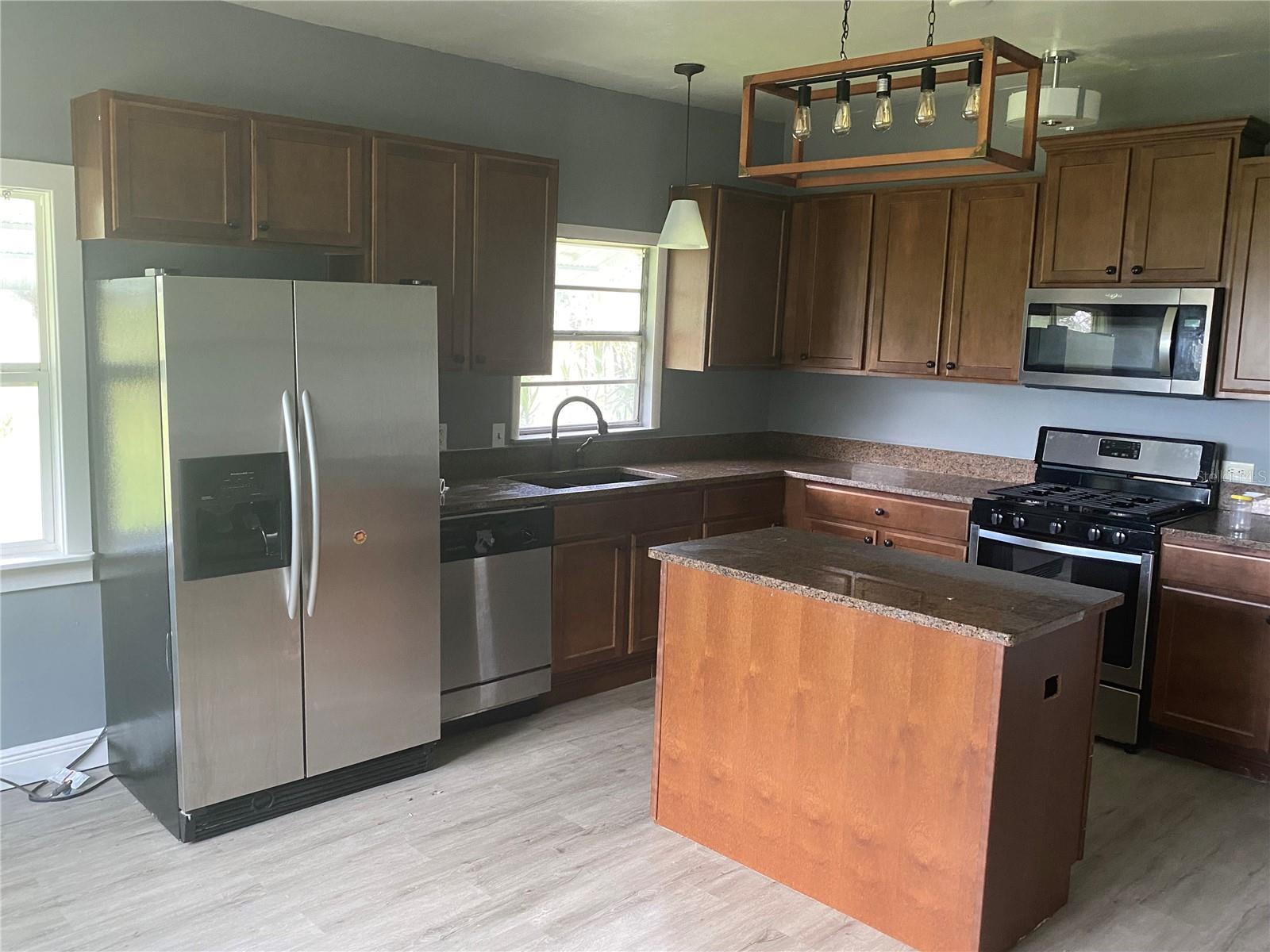 TWIN LAKE PARK SUB - Residential