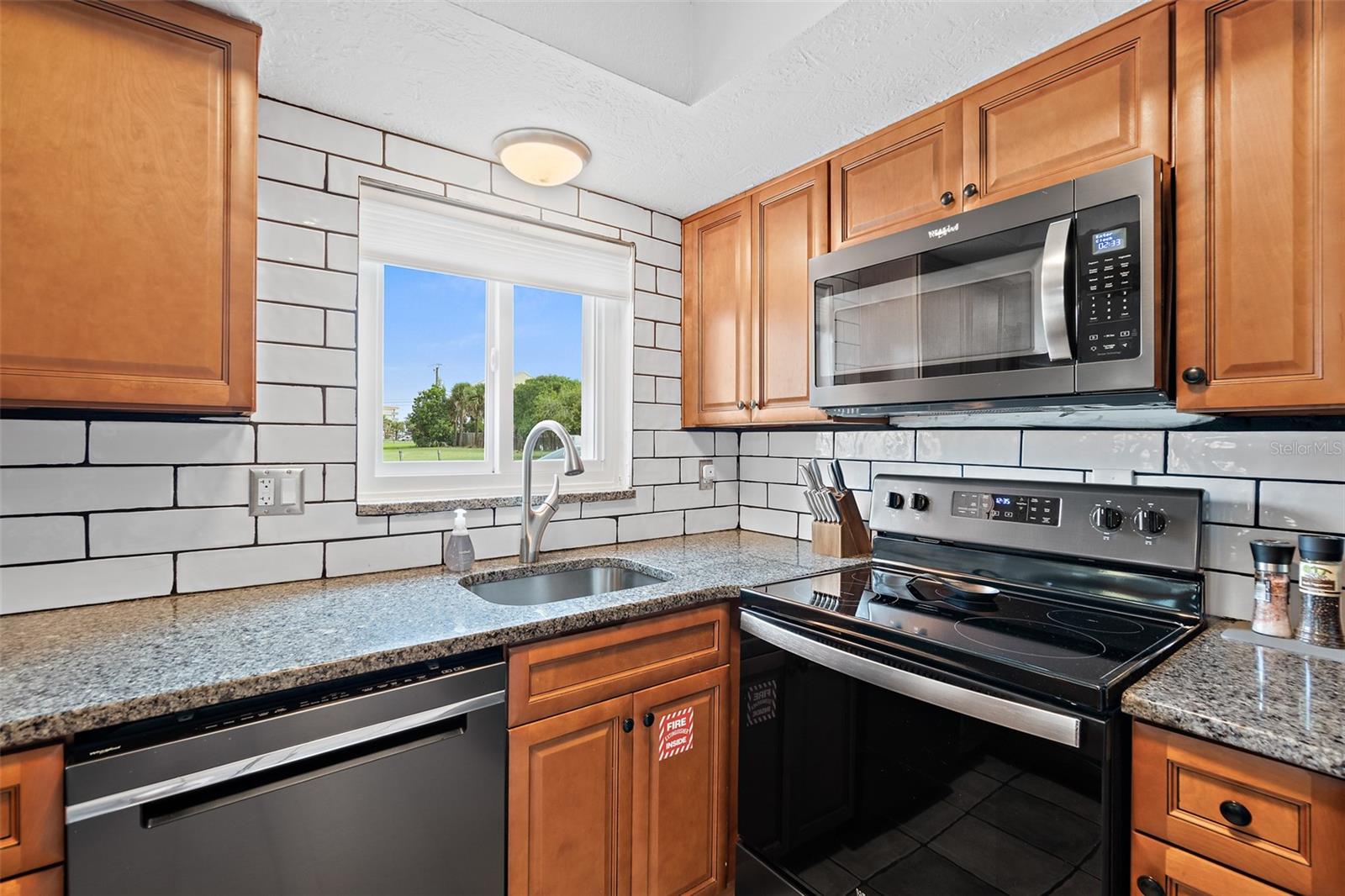 AVON/SEA - Residential