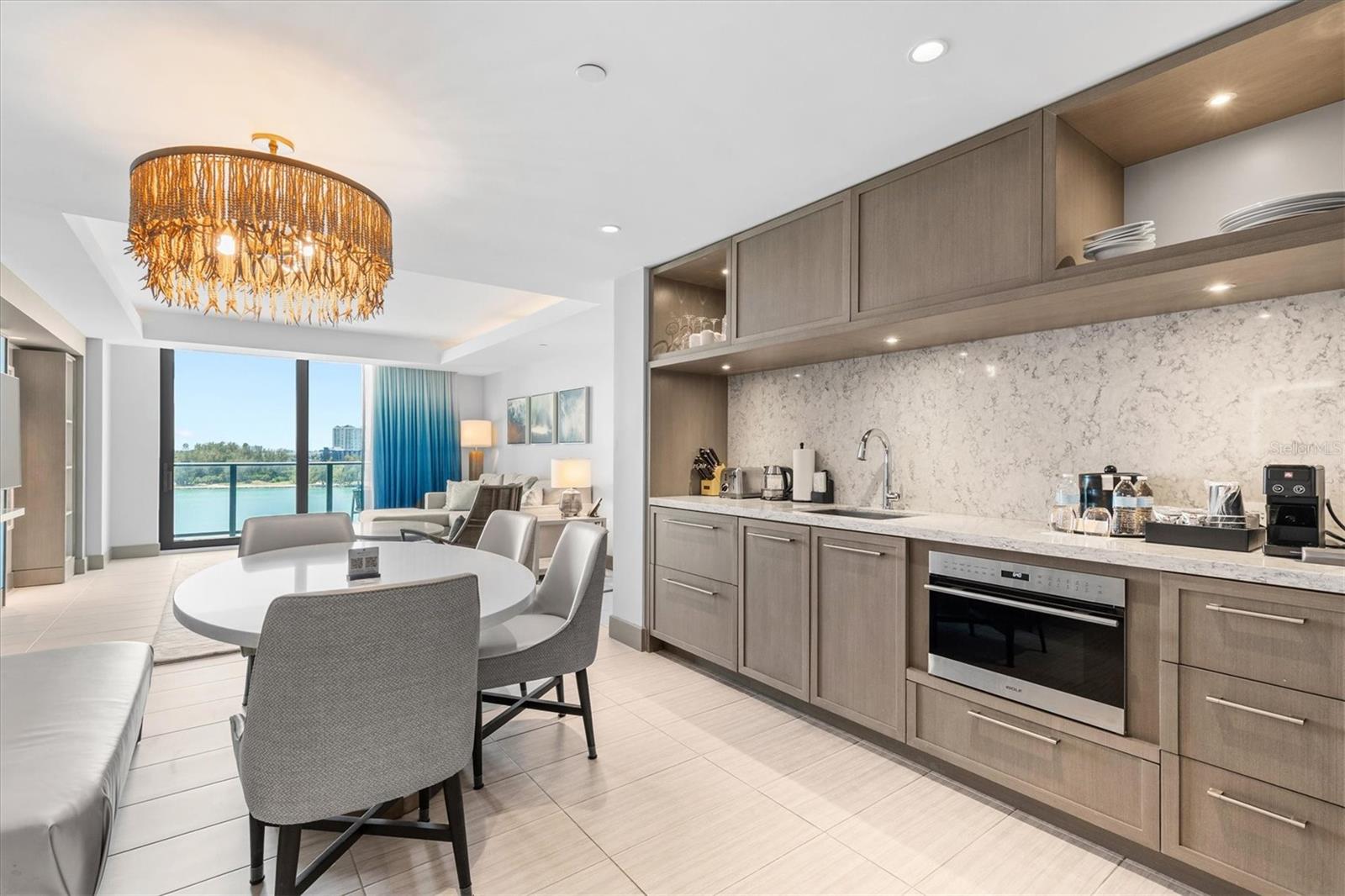 691 S GULFVIEW BOULEVARD 815