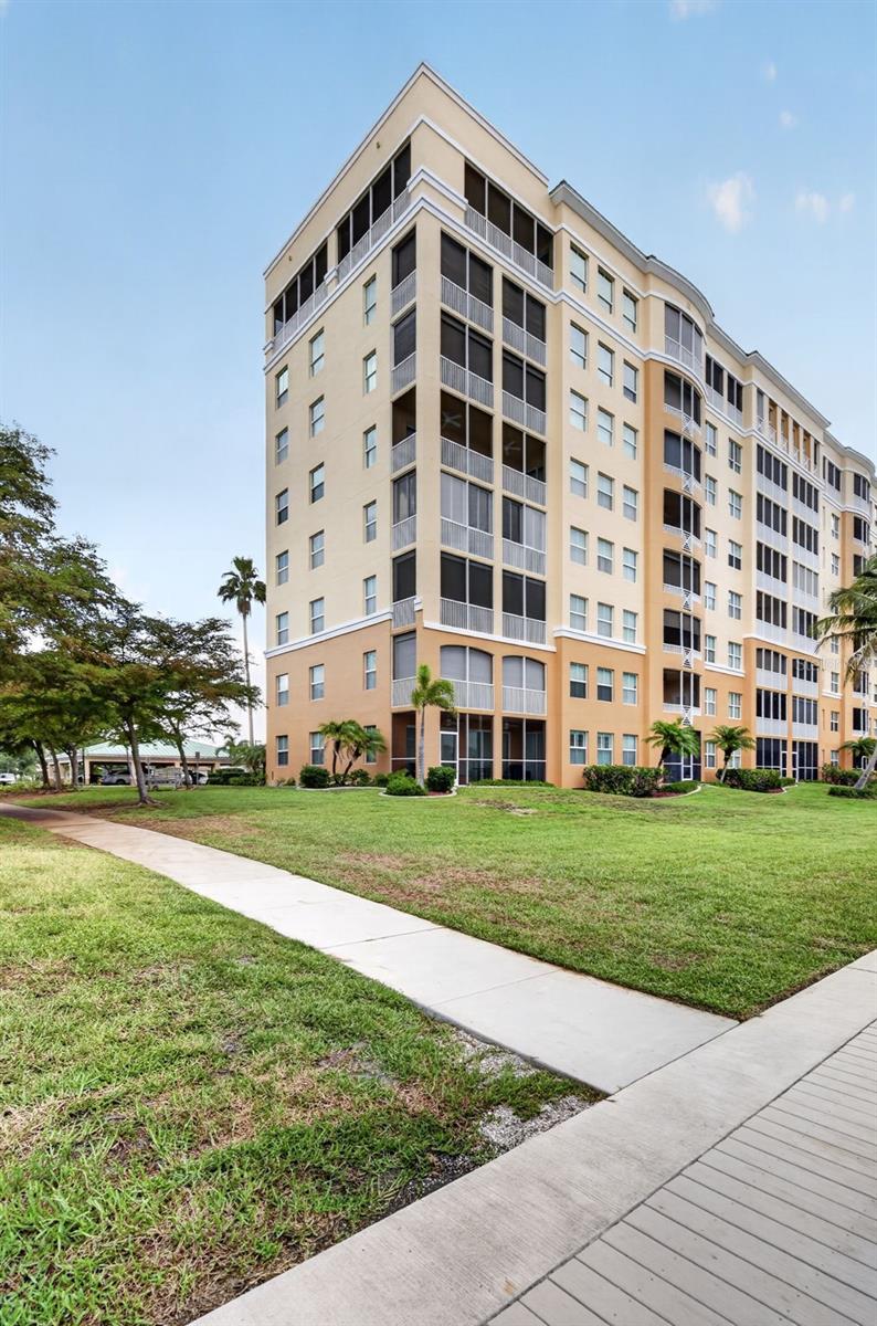 HARBOR TOWERS AT BURNT STORE - Residential