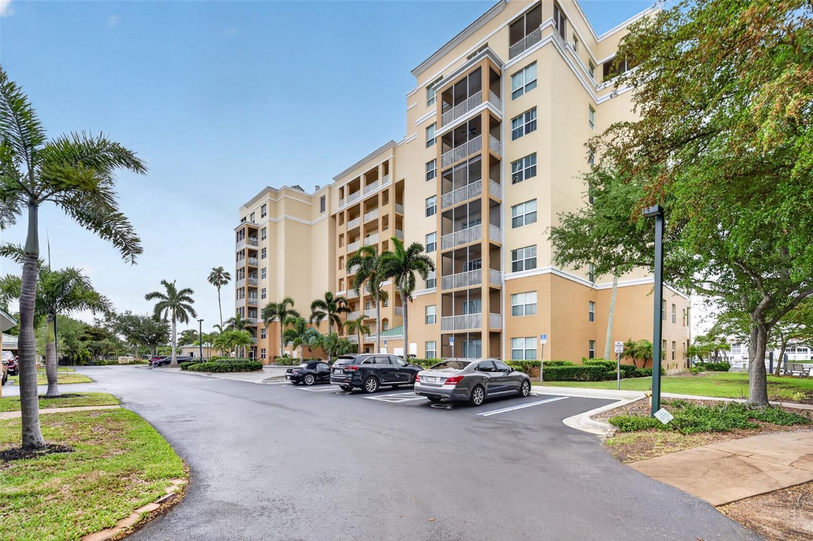 HARBOR TOWERS AT BURNT STORE - Residential