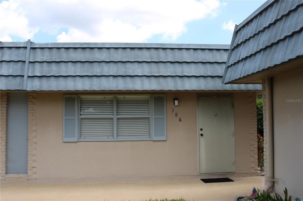 Photo of 1802 Bedford Terrace #186, Sun City Center, FL 33573 (MLS # L4962723)