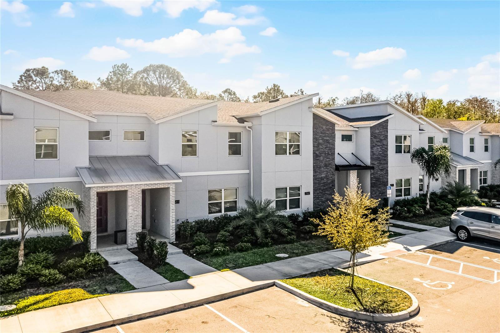 2569 READING TRAIL