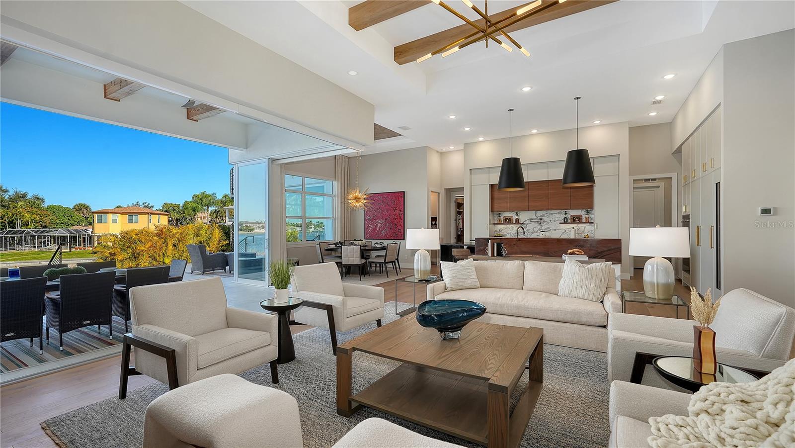 SOUTHPOINTE SHORES - Residential