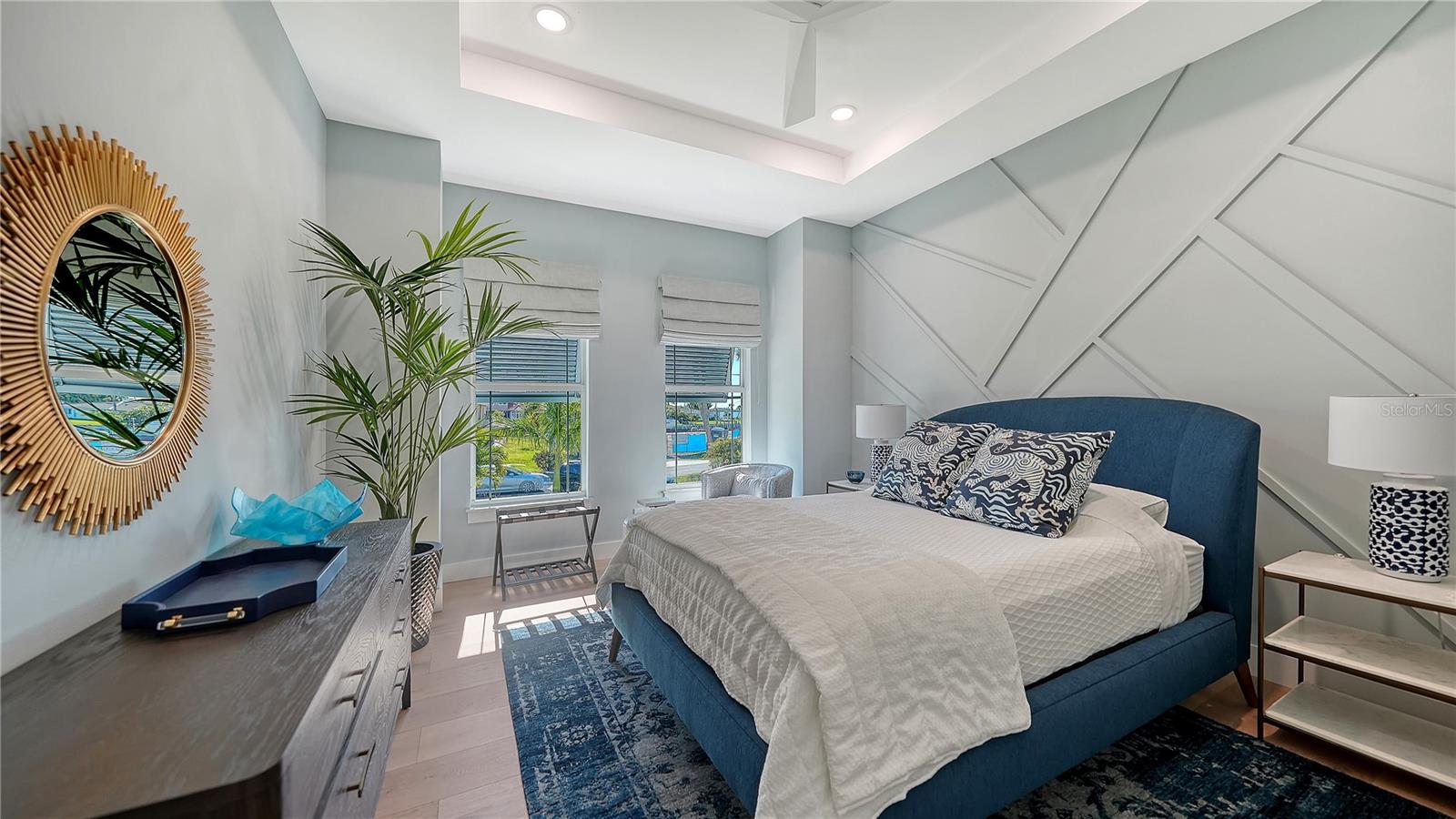 SOUTHPOINTE SHORES - Residential