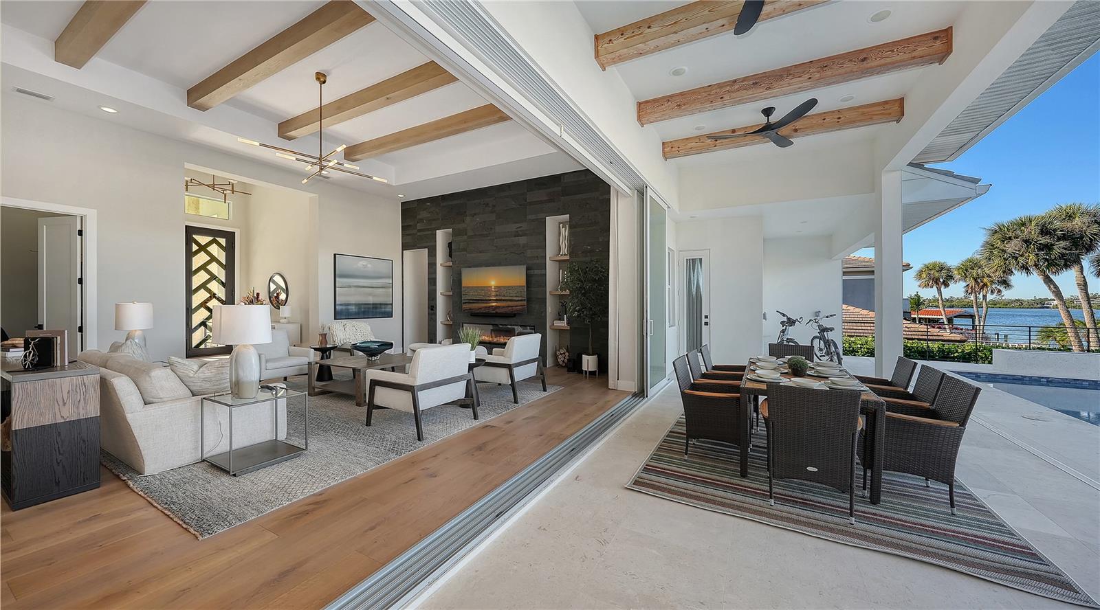 SOUTHPOINTE SHORES - Residential