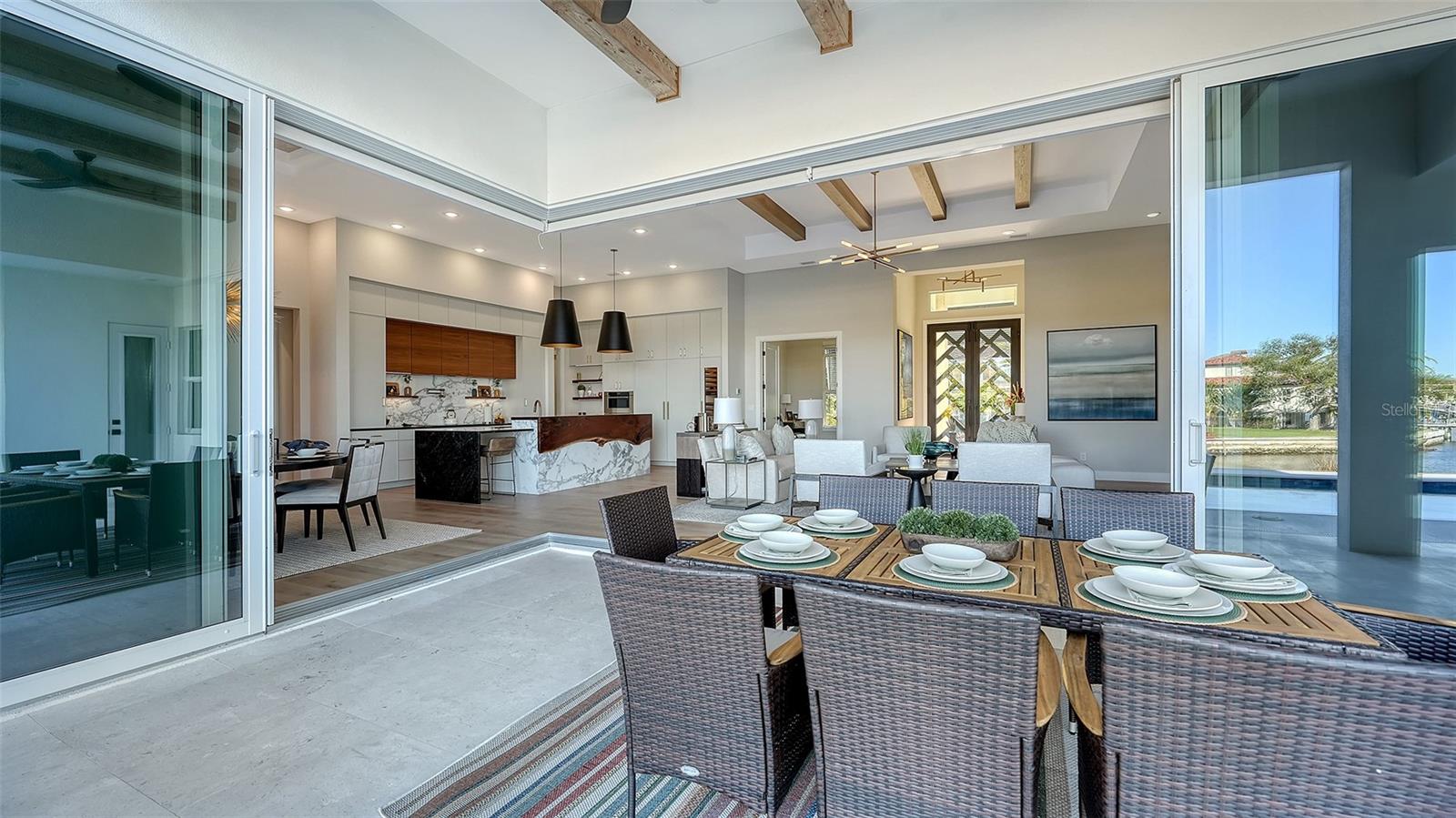 SOUTHPOINTE SHORES - Residential