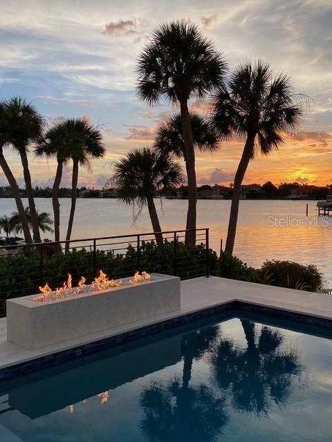 SOUTHPOINTE SHORES - Residential